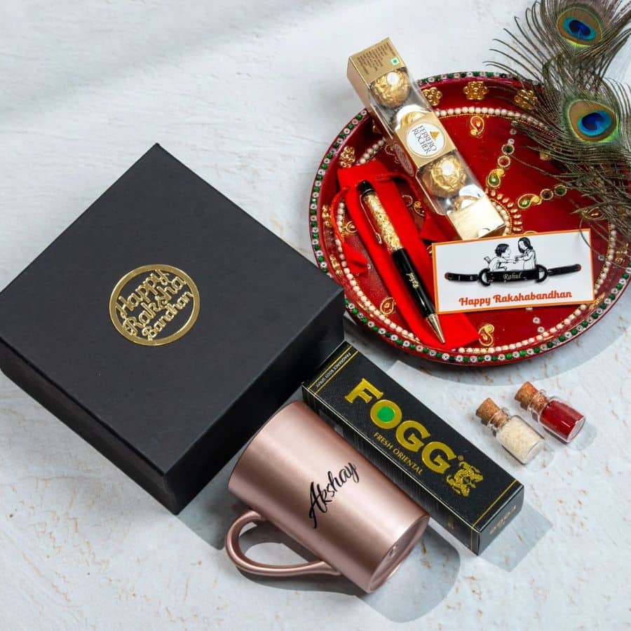 ভাই বা বোনের গাড়ি চালানোর নেশা থাকলে গাড়ির ফ্রেশনার বা পারফিউম দিতে পারেন। 