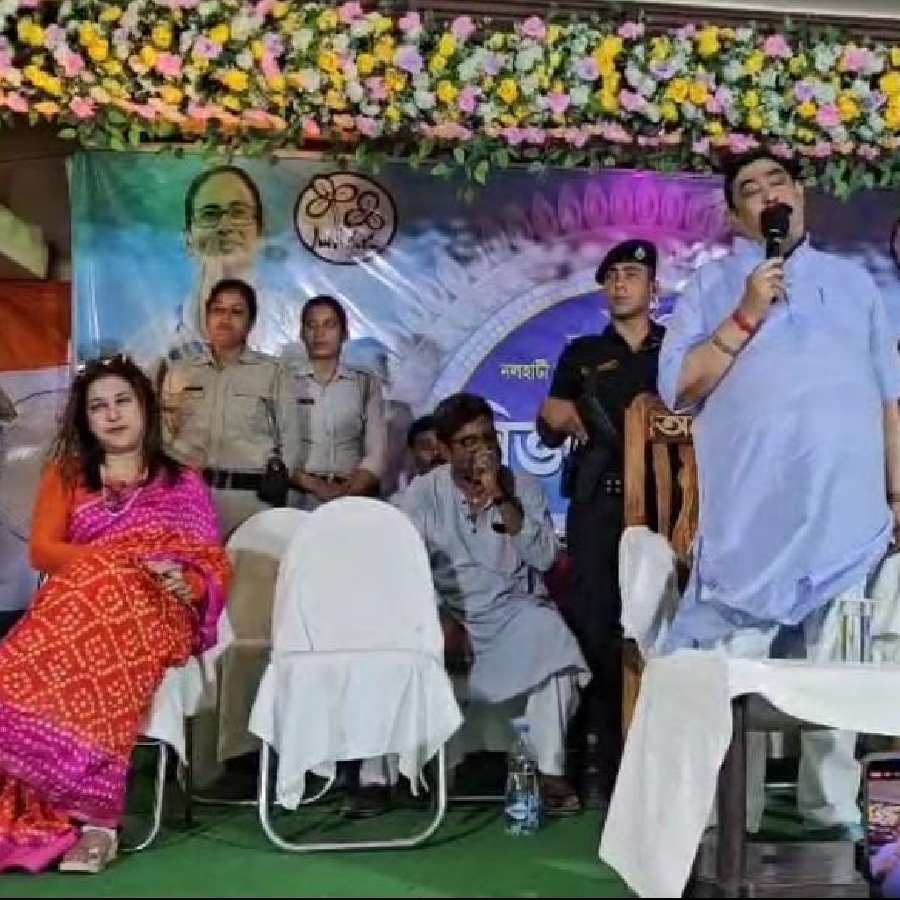 Anubrat Mondal And Satabdi Roy