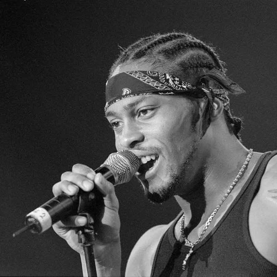 Grammy award winning D’Angelo dies of Pancreatic Cancer, what are signs and symptoms