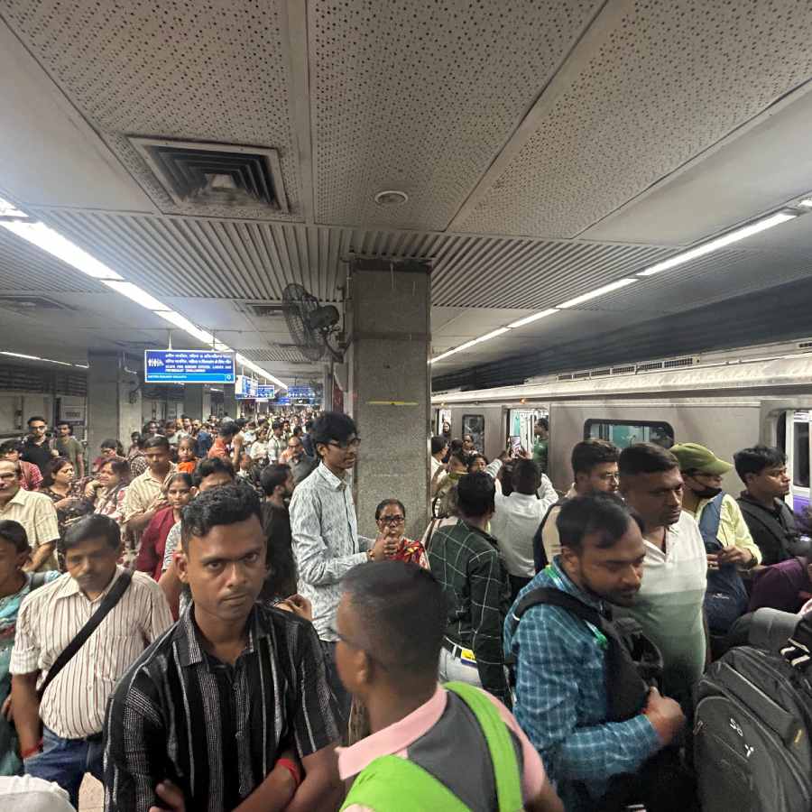 Service dispute again in blue line in Kolkata Metro on Wednesday