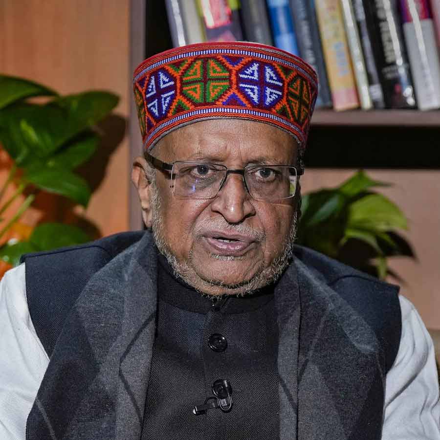 Lalu Prasad Yadav and his family allegedly charged in IRCTC Hotel corruption amid Bihar assembly election, know the scam 