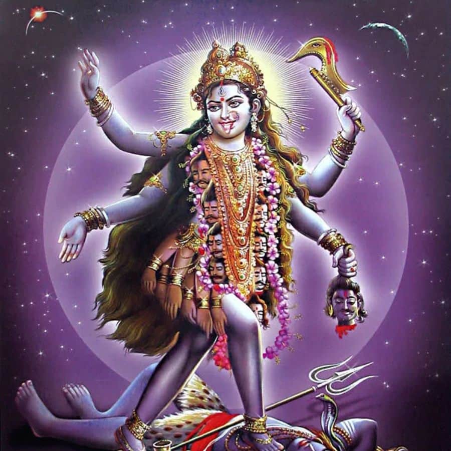 দেবী কুমারীও এক জন যোগিনী! তালিকায় নাম আছে দেবী বারুণী, দেবী রণভীরা, দেবী কাকরালির। 