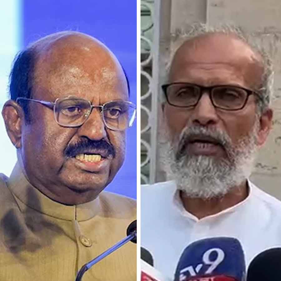 BJP MP Pratap Sarengi meets Governor CV Anand Bose