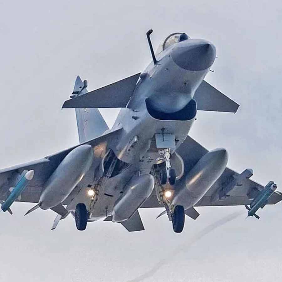 China aims to overturn Russia in Global Arms business by showing unique weapons in Victory Day Parade 