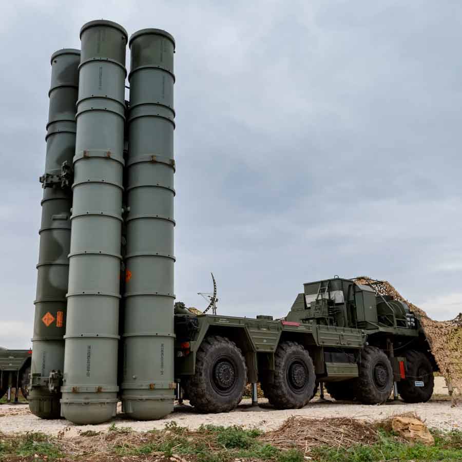 China aims to overturn Russia in Global Arms business by showing unique weapons in Victory Day Parade 