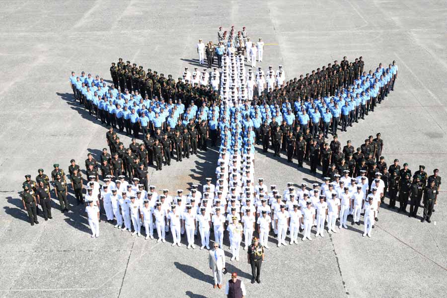 India will build country's first Electric warship with partnership of Rolls-Royce 