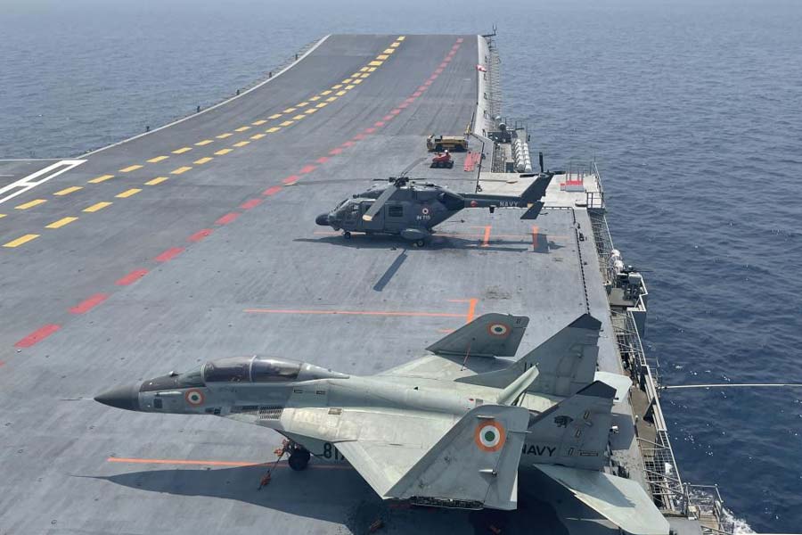 India will build country's first Electric warship with partnership of Rolls-Royce 