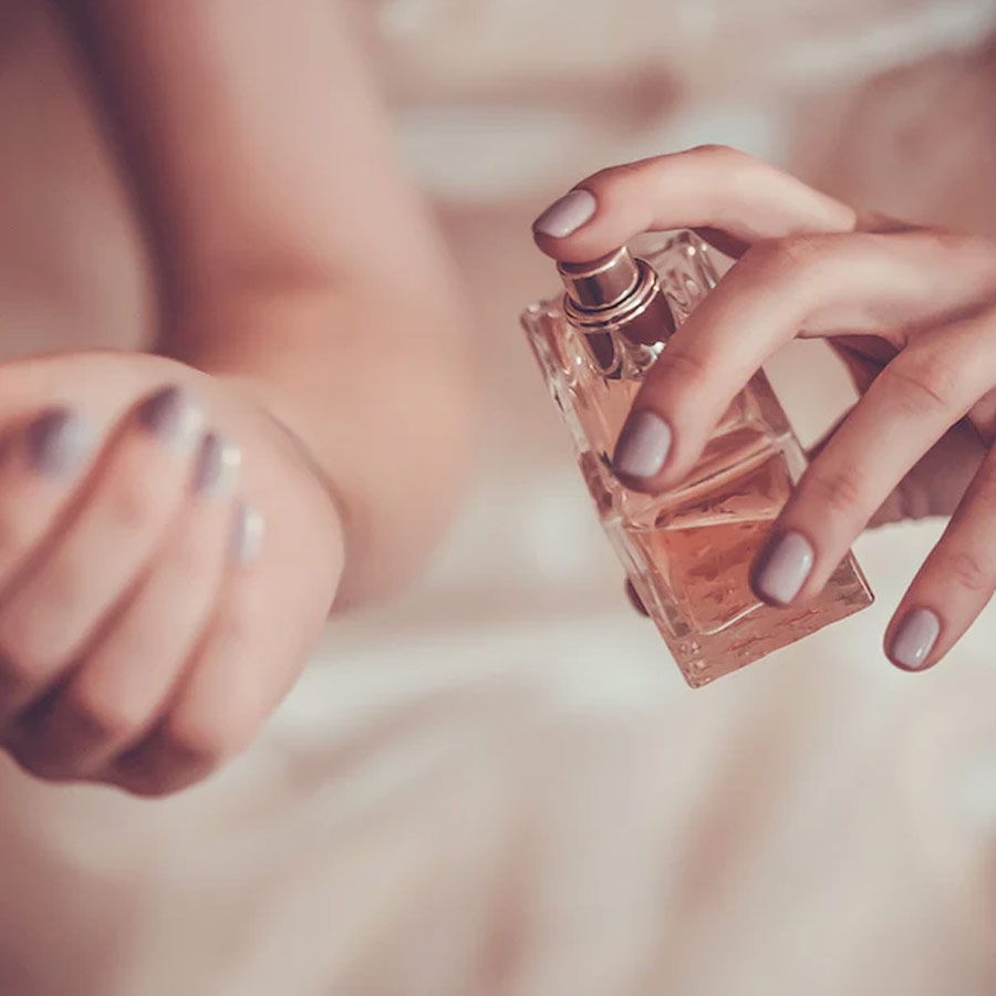 Why It’s important to change your perfume with the seasons