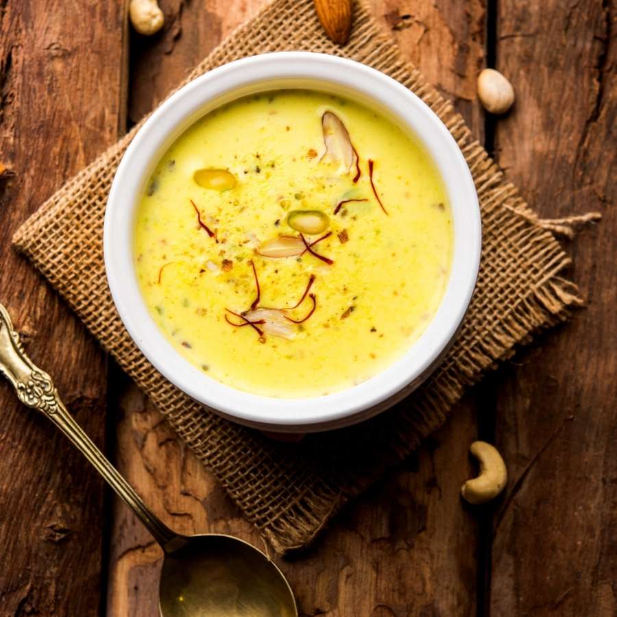 Must Visit 200 Year Old Rabri Shop Near Barrackpore During Kali Puja dgtl