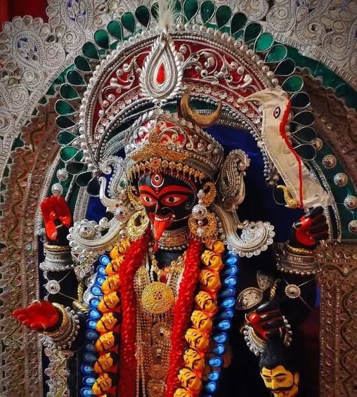 আপনার সব স্বপ্ন সত্যি হোক। মা কালী আপনার লক্ষ্য পূরণে শক্তি ও সাহস জোগান। সাফল্য আপনার হাতের মুঠোয় আসুক। শুভ কালীপুজো ২০২৫।