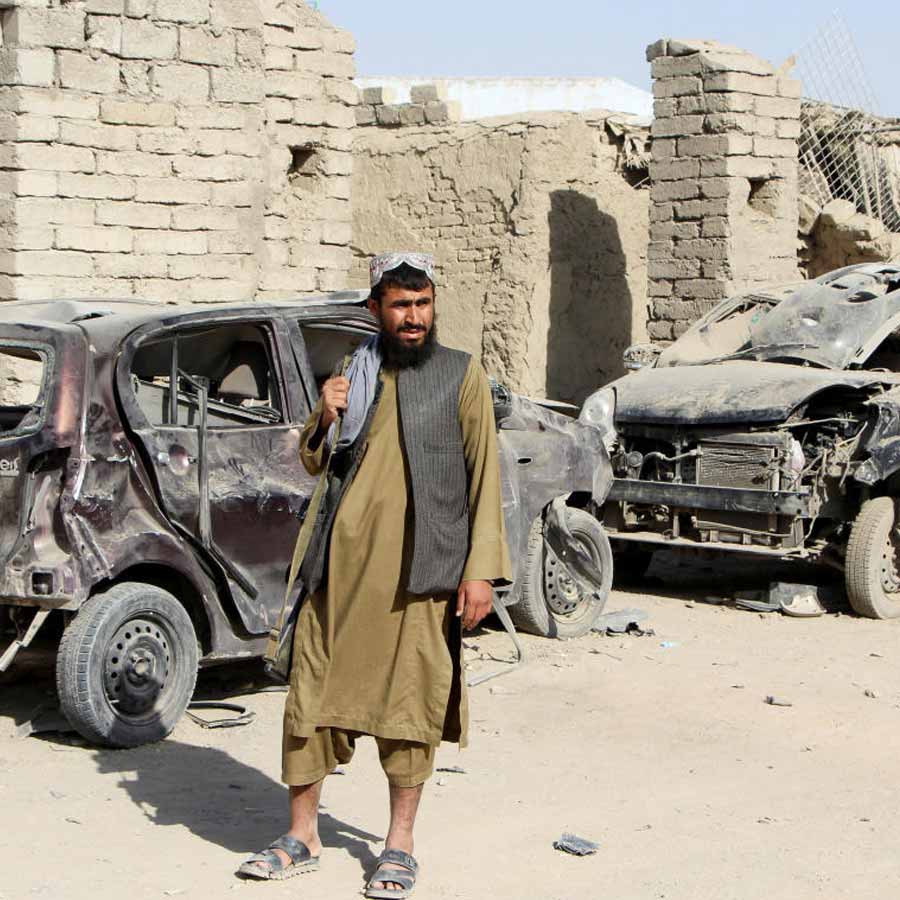 Detailed Comparison of Military Strength, Weapons, and Defence Power of Afghanistan and Pakistan