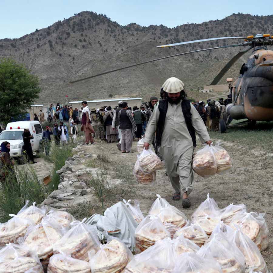 Detailed Comparison of Military Strength, Weapons, and Defence Power of Afghanistan and Pakistan