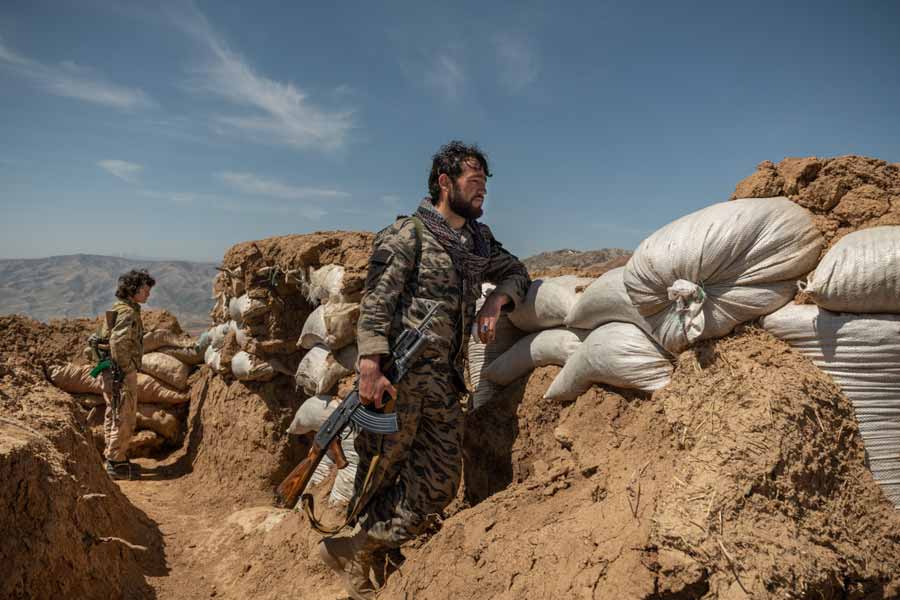 Detailed Comparison of Military Strength, Weapons, and Defence Power of Afghanistan and Pakistan