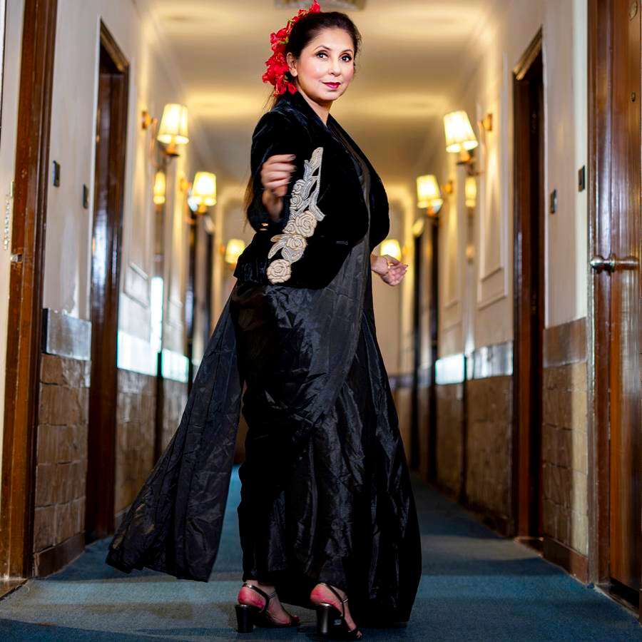 Chaiti Ghoshal’s Diwali Celebration With Kali Puja Fashion dgtl