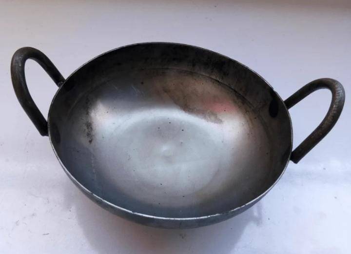 ধনতেরসের দিন ভুলেও লোহার জিনিস কিনবেন না। 