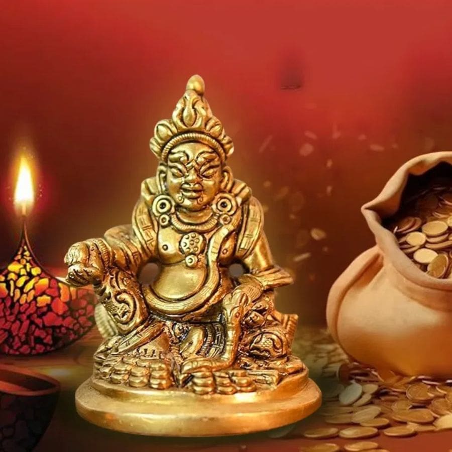 দু হাজার বছর ধরে তপস্যা করে ব্রহ্মাকে তুষ্ট করেন তিনি। তাঁর কঠোর কৃচ্ছ সাধনে ব্রহ্মা সন্তুষ্ট হয়ে তাঁকে দেবতাদের সমান মর্যাদার এক পুষ্পক রথ প্রদান করেন। 