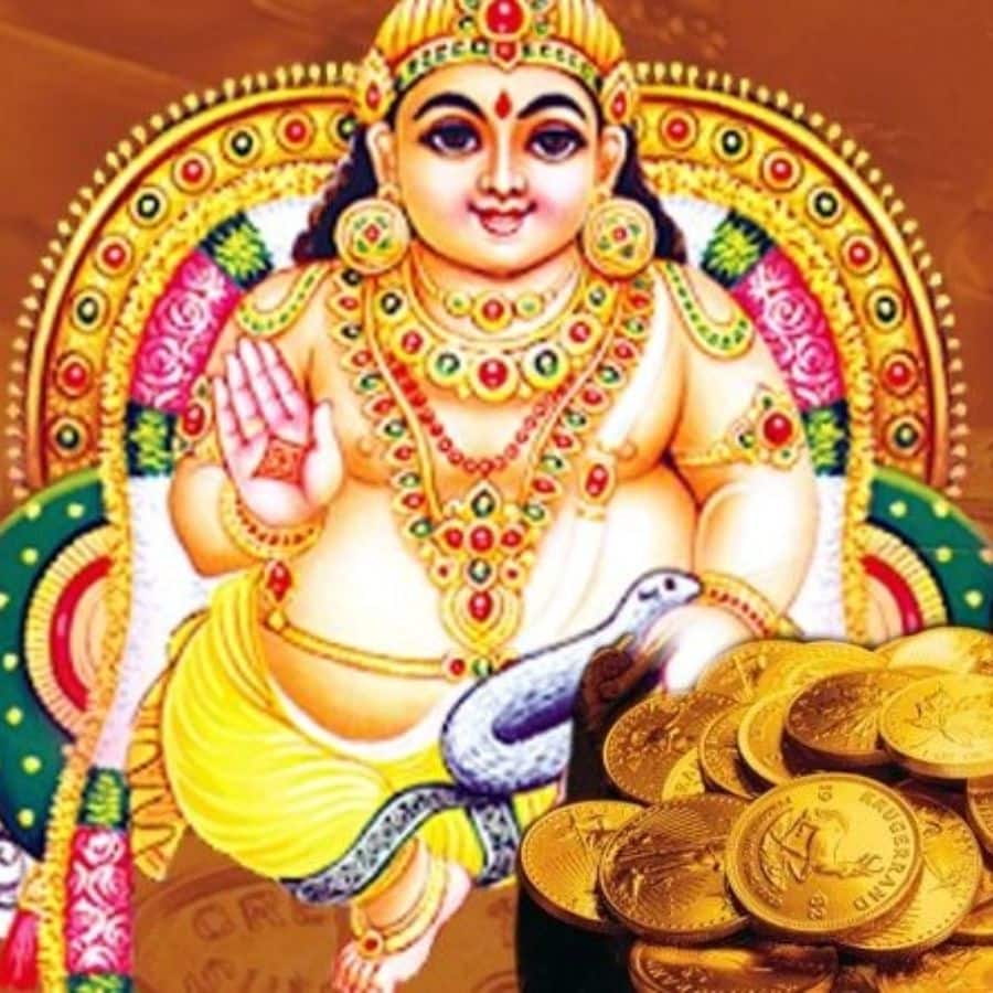 কুবের লঙ্কায় এক বার রুদ্রাণীকে দর্শন করেন।  তার ফলে কুবেরে ডান চোখ পুড়ে যায় ও বাম চোখ পিঙ্গলবর্ণ ধারণ করে।  সেই থেকে ধনের দেবতা 'এক পিঙ্গল' নামে খ্যাত হন।