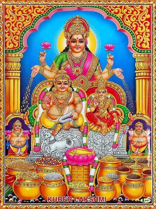 রাবণ মহাশক্তিশালী ও অত্যাচারী হয়ে উঠলে,  কুবের দূত মুখে রাবণকে দুষ্কর্ম থেকে বিরত থাকার অনুরোধ করেন। কিন্তু তাতে রাবণ ক্ষুব্ধ হয়ে কুবেরের বিরুদ্ধে যুদ্ধ ঘোষণা করেন। এই যুদ্ধে দশাননের কাছে কুবেরের পরাজয় ঘটে। রাবণ তাঁর পুষ্পক রথটি দখল করে নেন।