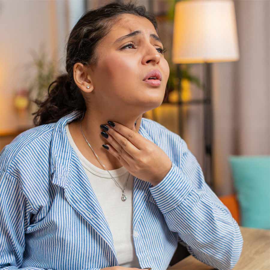 How to deal with tumour in larynx