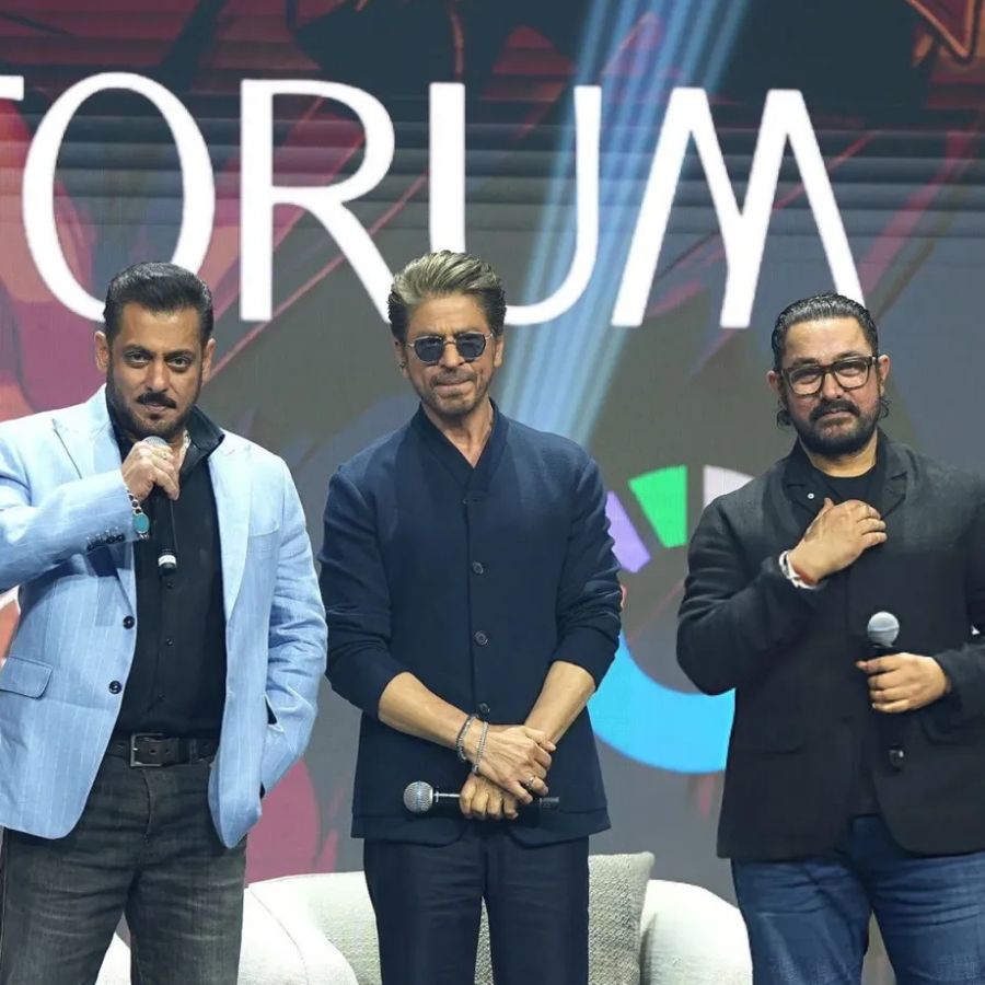 Aamir Khan disappointed as Shah Rukh Khan interrupts his song midway dgtl