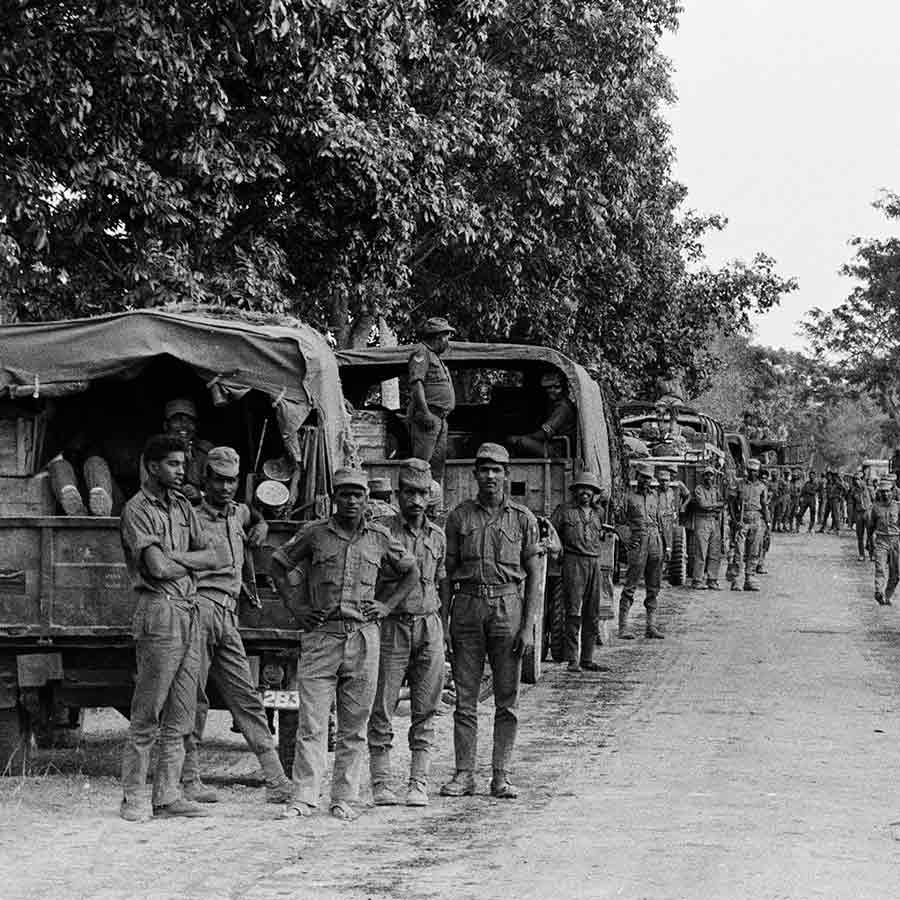 Hashtag 93000 trending after videos of Afghanistan fighters paraded with Pak soldier’s pants