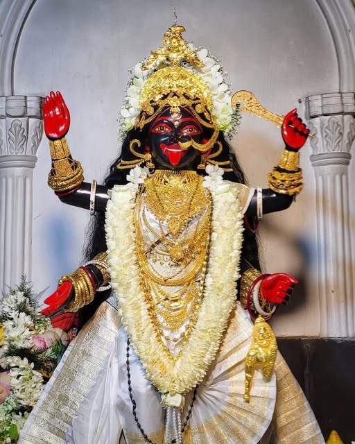 এর থেকে অনুমান করা হয়, জাতি, ধর্ম, বর্ণ নির্বিশেষে সারা ভারতের মানুষের কাছে কালী ছিলেন কলকাতার - অর্থাৎ - তাঁদের উচ্চারণে - ‘কলকাত্তার’ দেবী!