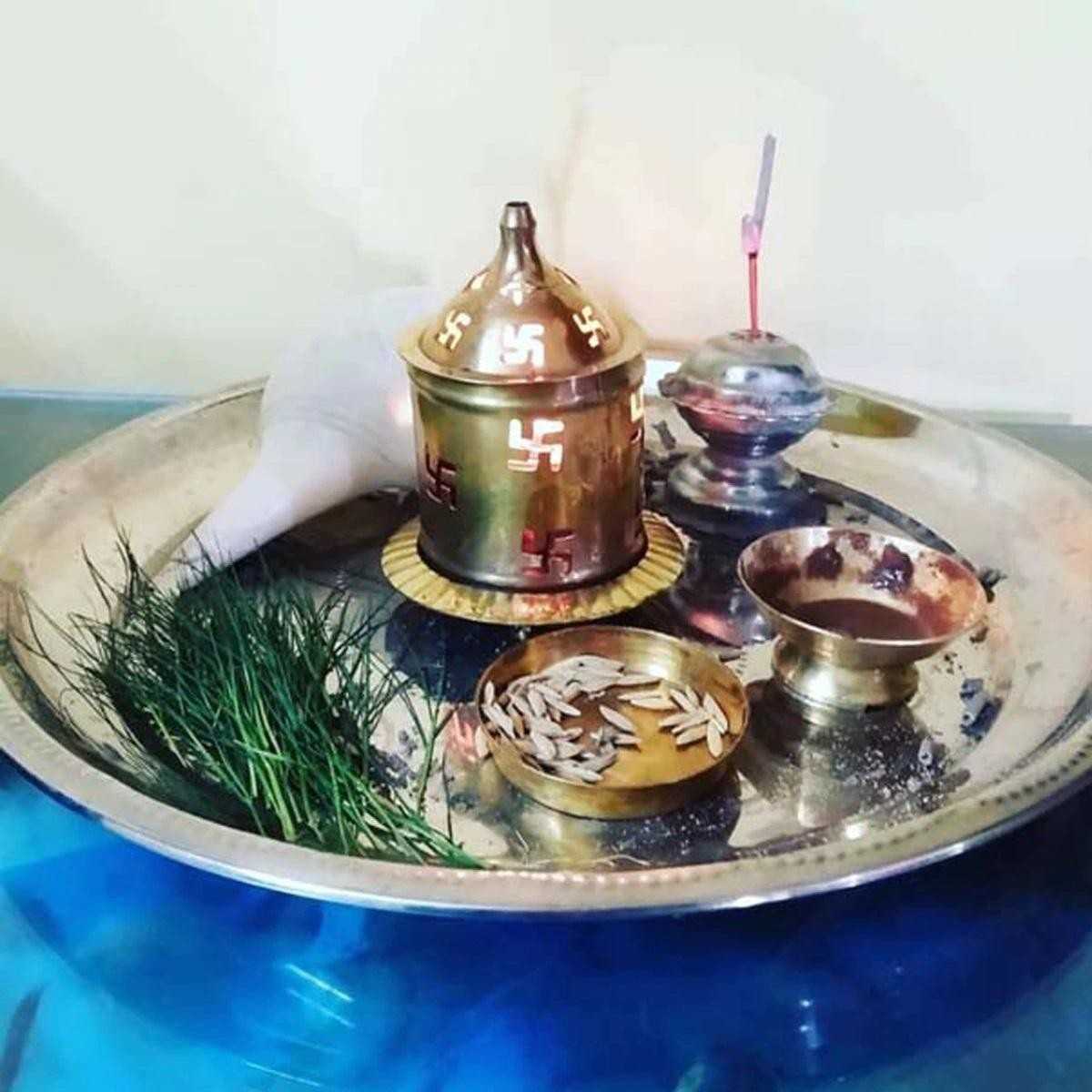 প্রিয় ভাই, তোকে জানাই অনেক অনেক শুভেচ্ছা। আজকের এই বন্ধন চির অটুট থাকুক।