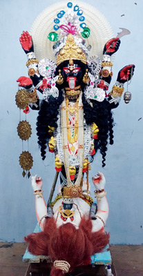 এর নেপথ্যেও রয়েছে এক বড় ইতিহাস। 