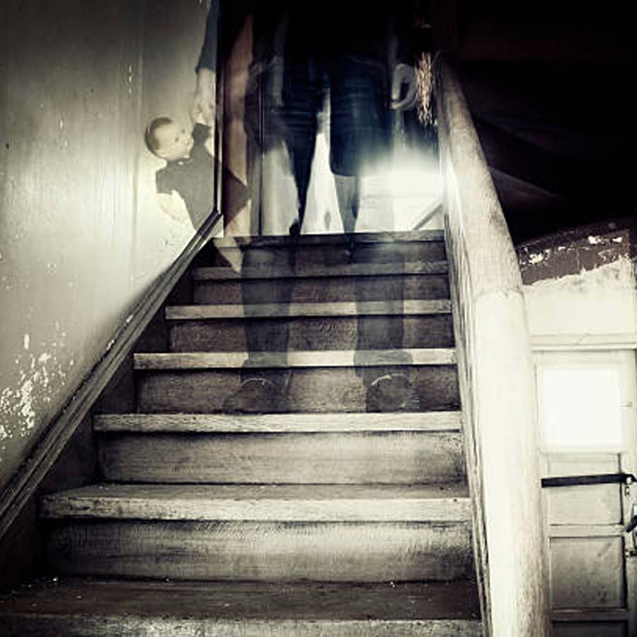 প্রিয়জনের অপমৃত্যুর কারণ জানতে আগ্রহী অনেকেই। 