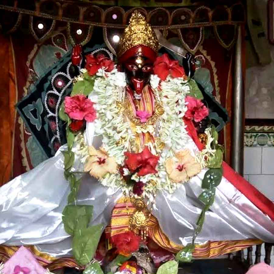 কুঠিঘাটের কালী প্রতিমা।