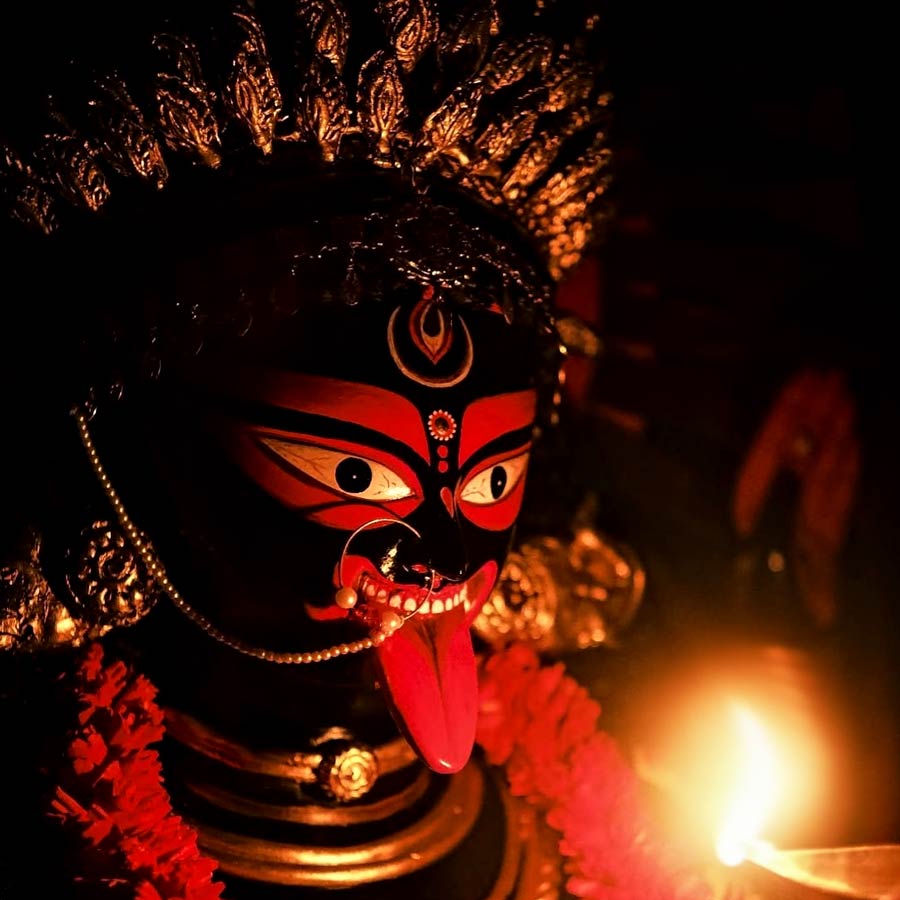 Explore 5 Kali temple in Kolkata in this Kali puja dgtl