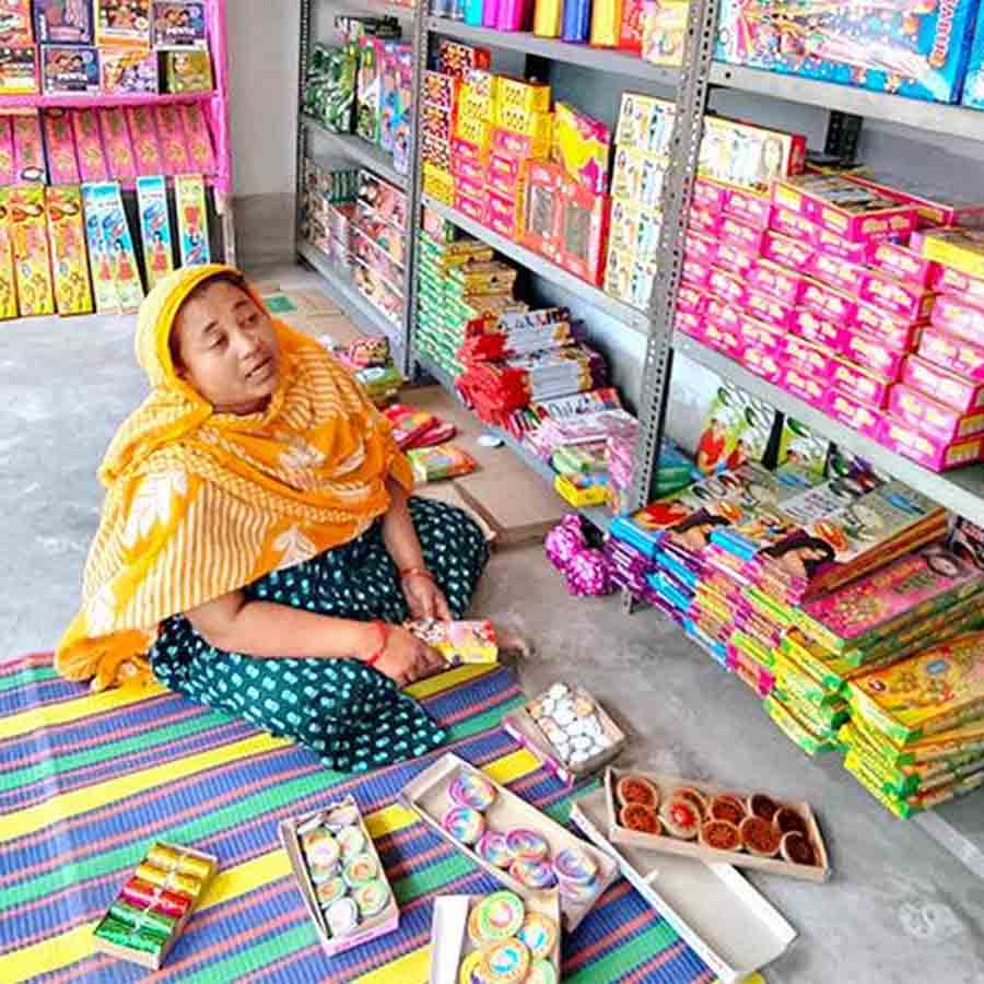Banned firecrackers being sold openly