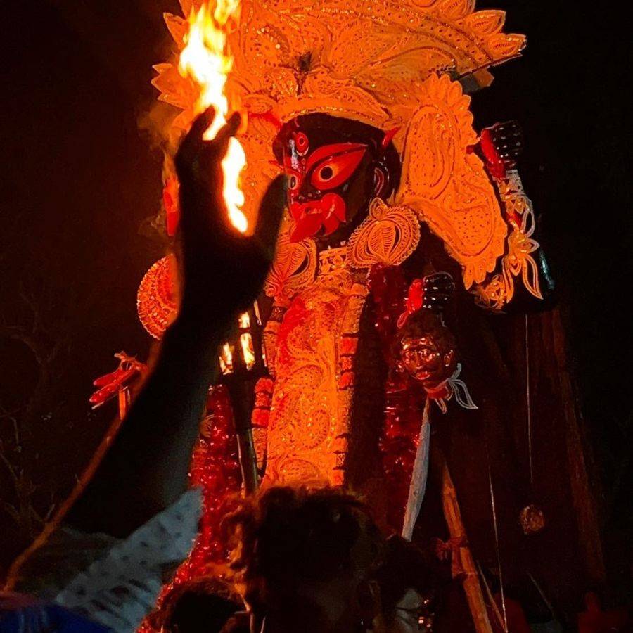 Maa Kali worshipped as four sisters in Amadpur village of Bardhaman dgtl