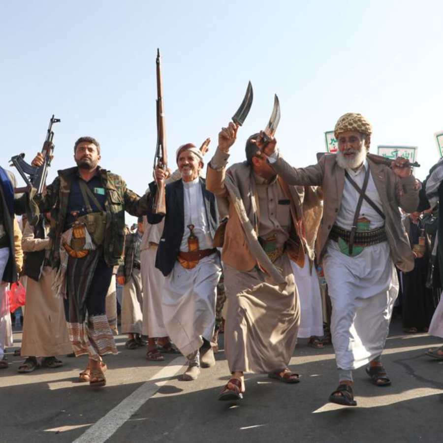 ইজ়রায়েল এবং হামাস শান্তি প্রস্তাবে সম্মত হওয়ার পরে ইয়েমেনর পথে হুথিদের উল্লাস।