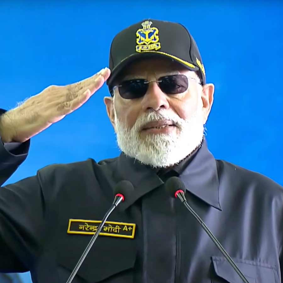 INS Vikrant gave sleepless nights to Pakistan, PM Modi celebrates Diwali with Indian Navy in Goa dgtl