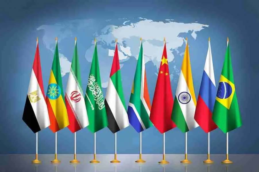 Which countries trying to ditch Dollar, know the reasons