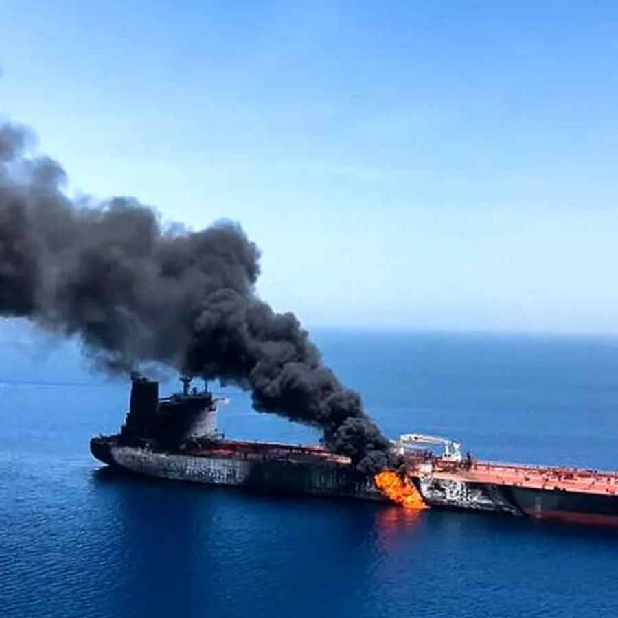 Several Indians rescued from a ship carrying LPG that caught fire in Yemen Coast dgtl