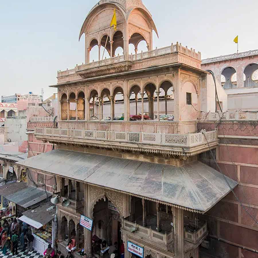 During inspection work What is found from Banke Bihari Temple's treasury