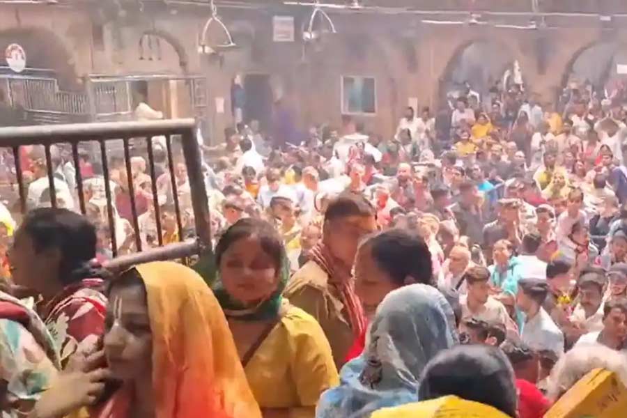 During inspection work What is found from Banke Bihari Temple's treasury