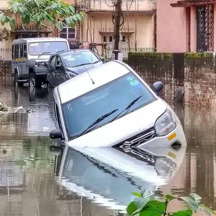 How car owners and service centers are suffering since massive one-night rain in Kolkata dgtl
