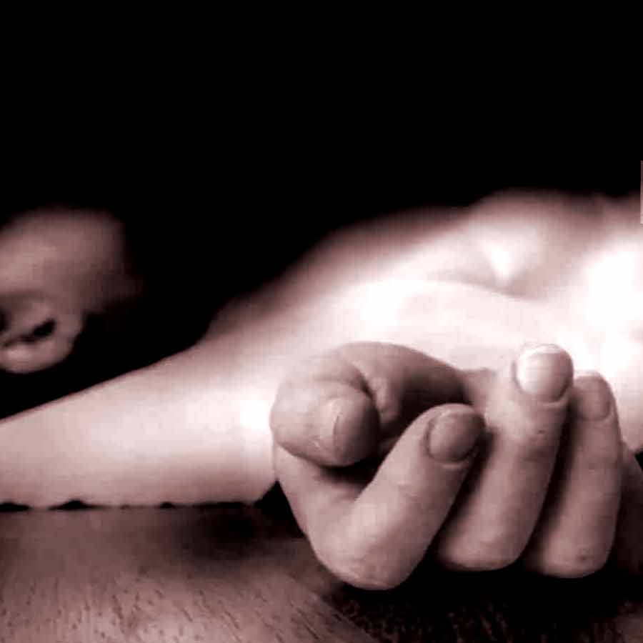 School student took ultimate step in Gangarampur after grandfather refused to give sari dgtld