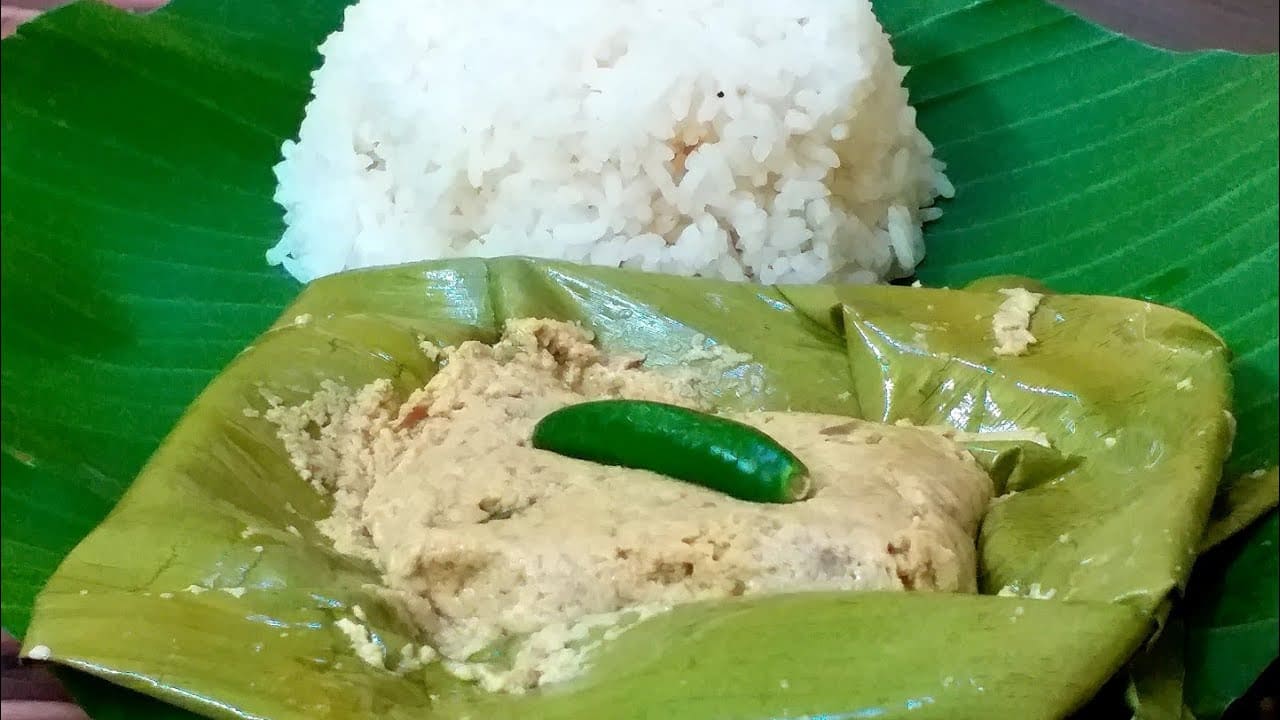 তার পর নামিয়ে নিয়ে গরম গরম দুপুরবেলা ভাত এবং অন্যান্য পদের সঙ্গে পরিবেশন করুন। (এই প্রতিবেদনটি ‘আনন্দ উৎসব’ ফিচারের একটি অংশ)।