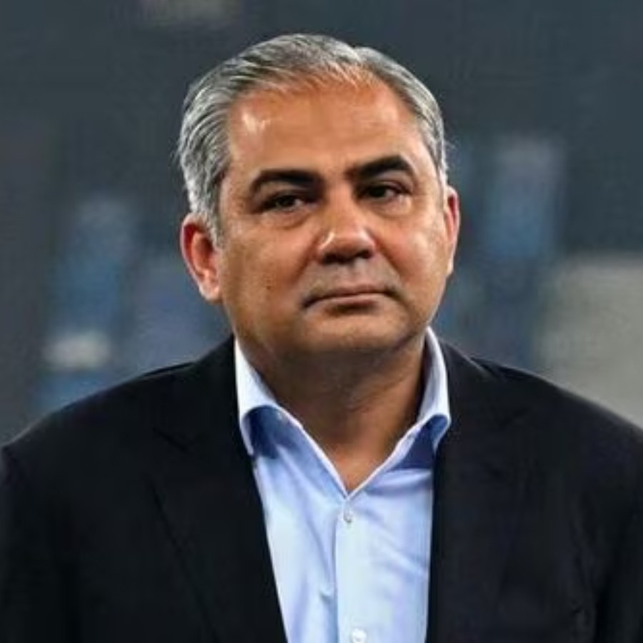 Picture of Mohsin Naqvi