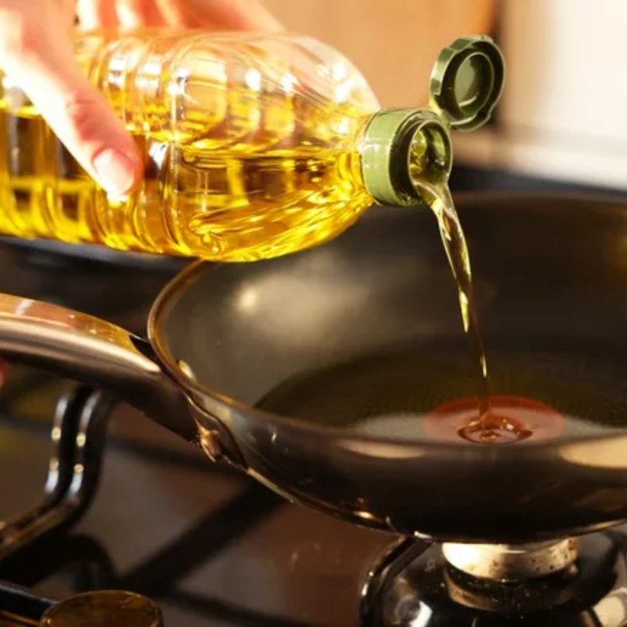 How to use less oil while cooking according to a nutritionist dgtl