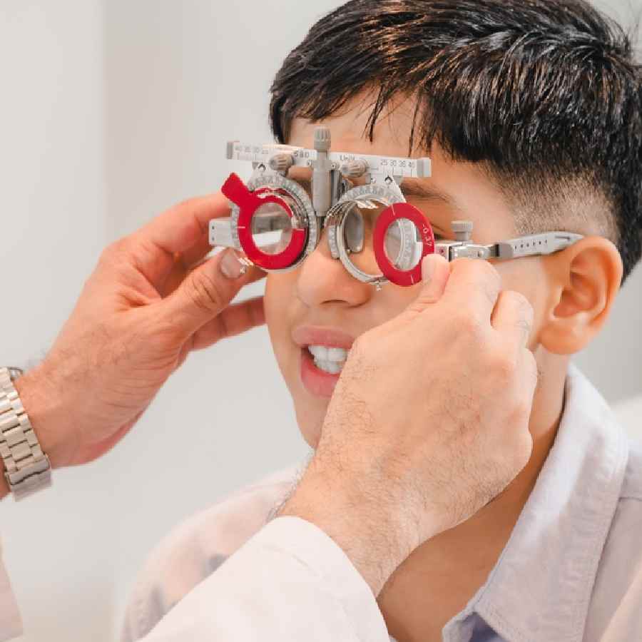 শিশুদের মধ্যে কেন বাড়ছে মায়োপিয়ার ঝুঁকি?