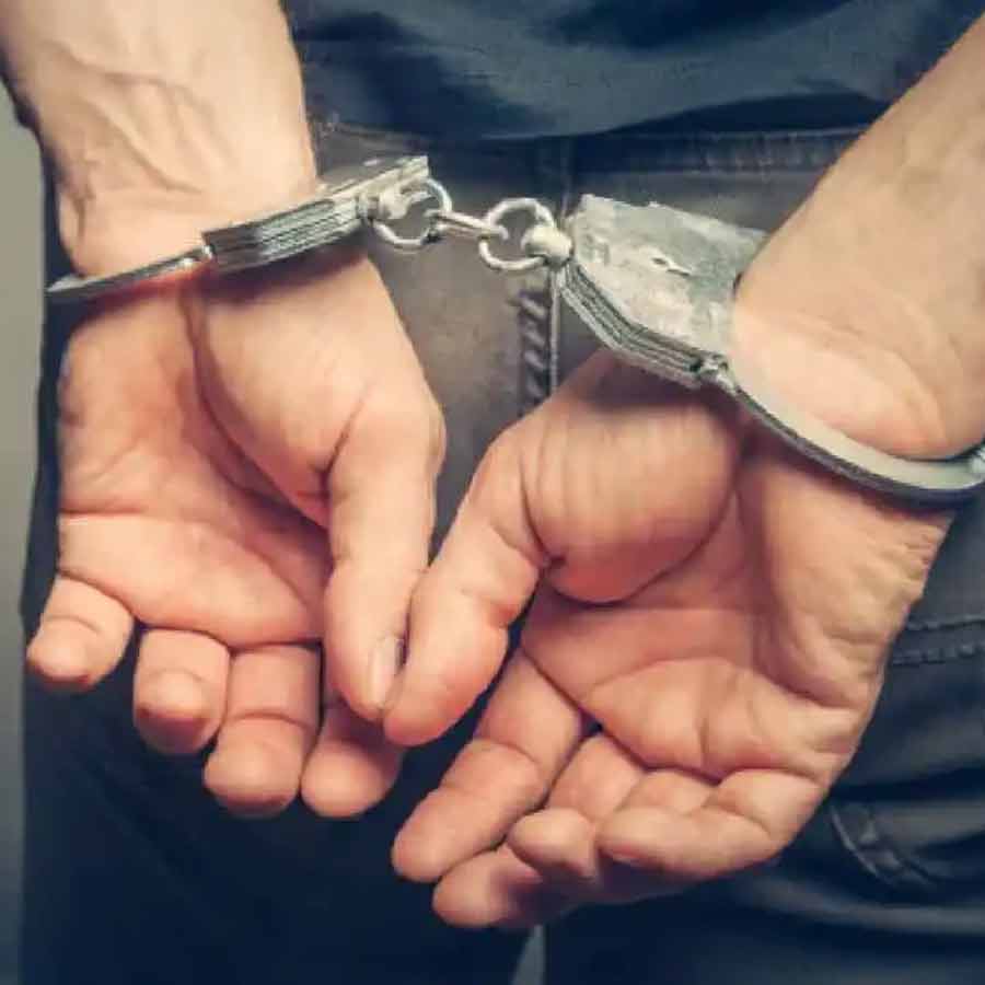 Six arrested over fake SIM card fraud case in Sundarbans