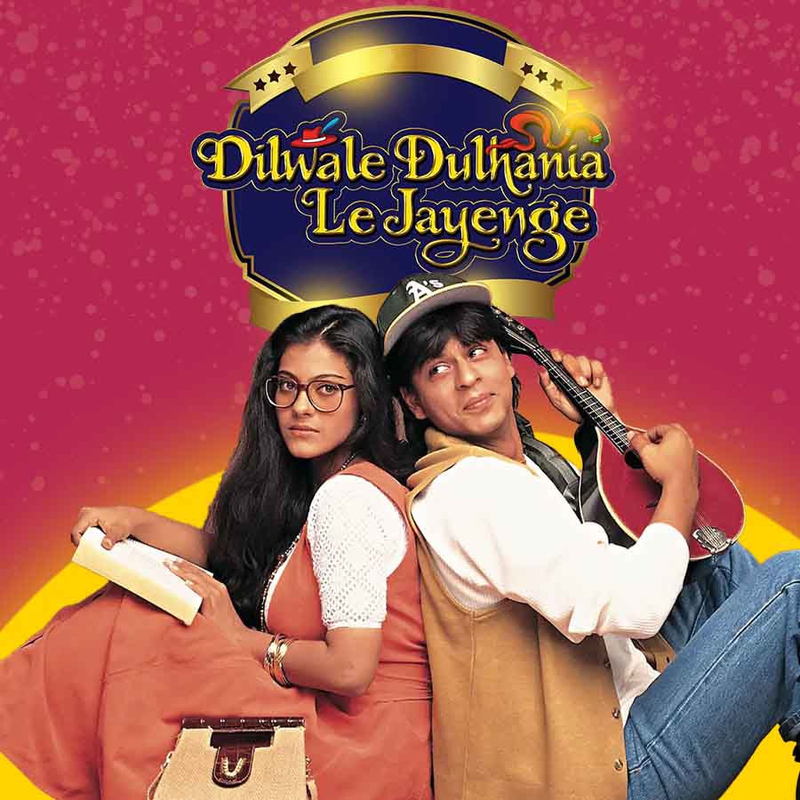 Fans celebrate as SRK-Kajol starrer DDLJ completes thirty years dgtl