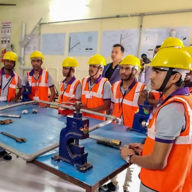 Requirement of Assistant and Sub Assistant Engineers at Murshidabad BCWTD dgtl