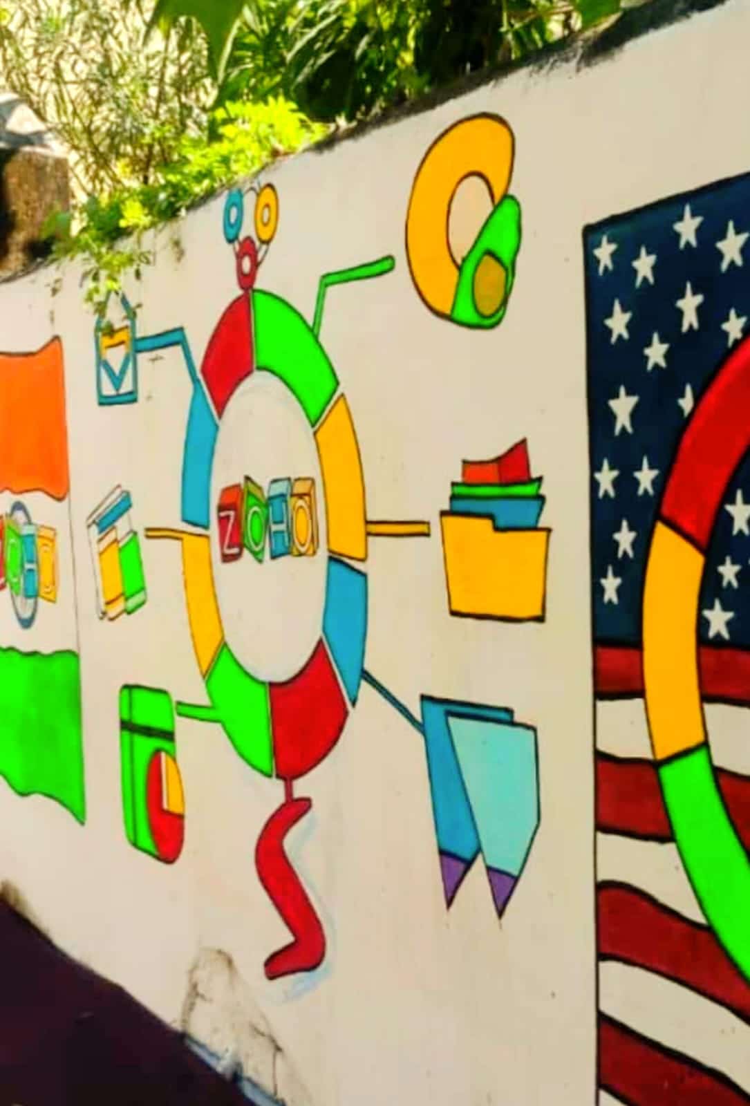  কিন্তু এগুলি তো সবই বিদেশের মাটিতে জন্ম নেওয়া মাধ্যম। কিন্ত স্বদেশী অ্যাপগুলি কি তাদের মতো প্রতিদিনের সঙ্গী হয়ে উঠতে পারল? 