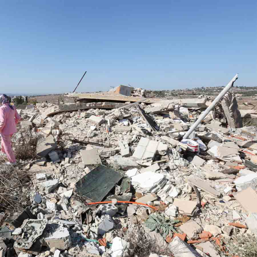 Israeli airstrikes targeted multiple areas in eastern and southern Lebanon dgtl